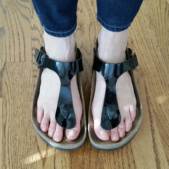 birkenstock women's gizeh sandals